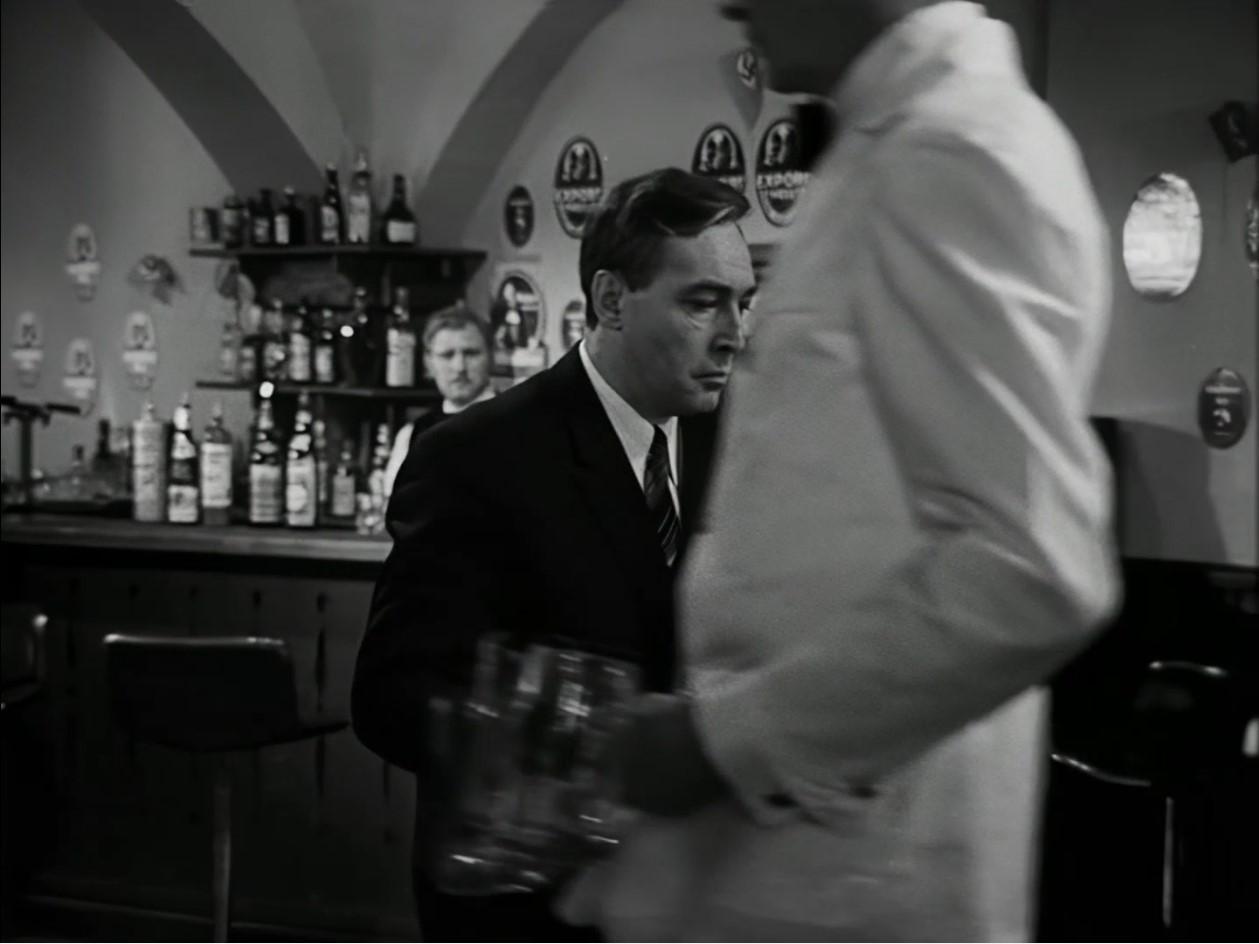 Семнадцать мгновений весны