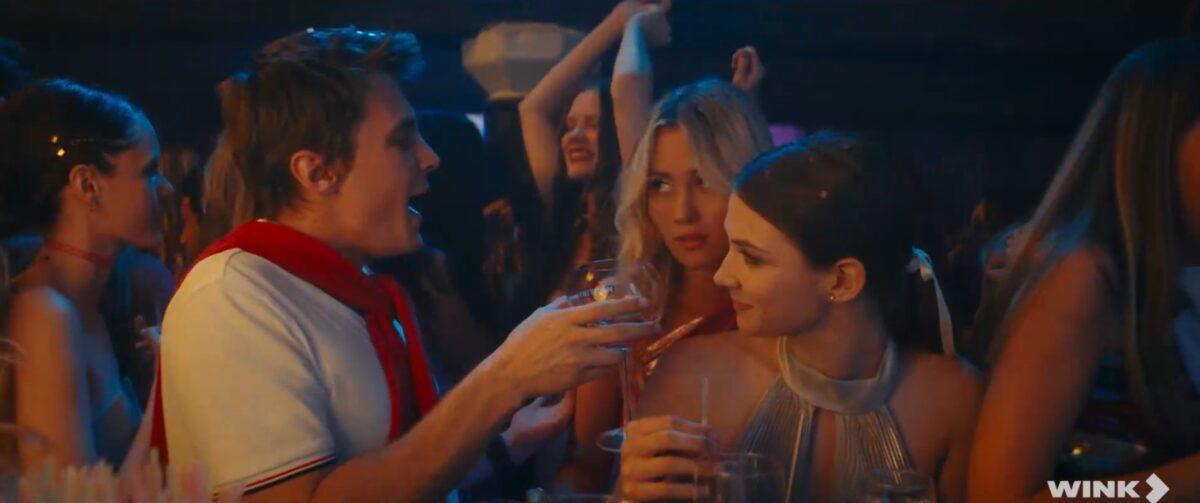 Москва слезам не верит. Всё только начинается